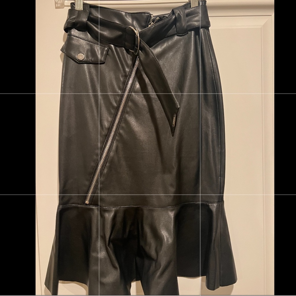 Guess Skirt